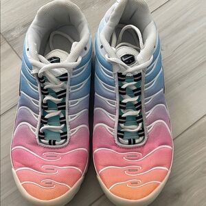 Nike Women's Air Max Plus 'Summer Gradient' sneakers, style code 605112-115.